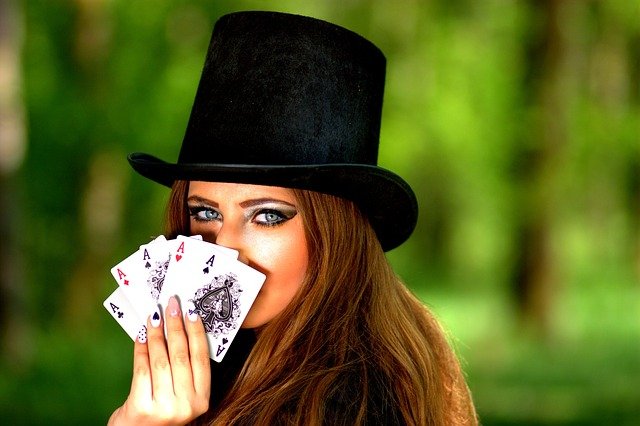 Can You Use A Regular Deck Of Cards For Tarot